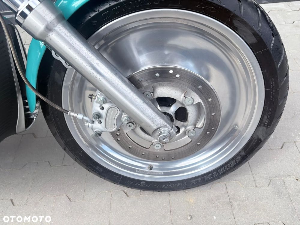 Harley-Davidson Softail V-Rod - 21