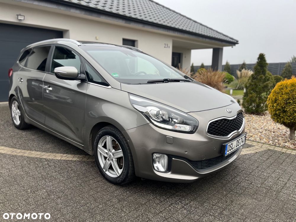 Kia Carens 1.7 CRDi XL 7os - 16