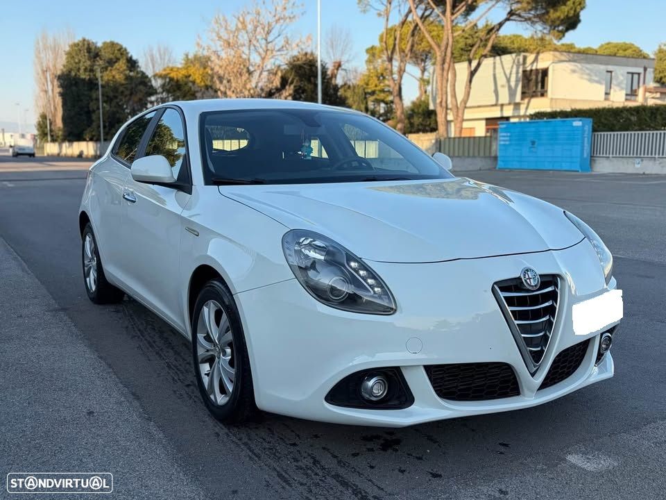 Alfa Romeo Giulietta 1.6 JTDM Veloce - 2