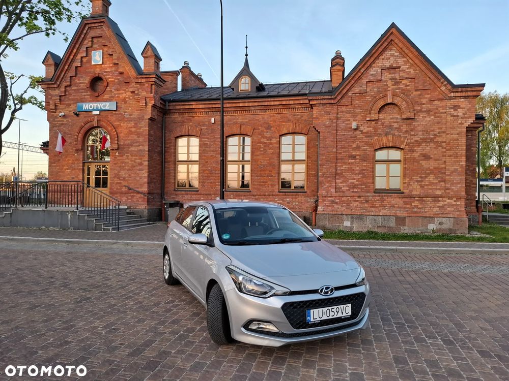 Hyundai i20 1.2 Select - 10