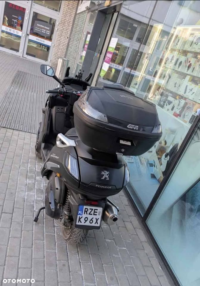 Peugeot Metropolis - 3