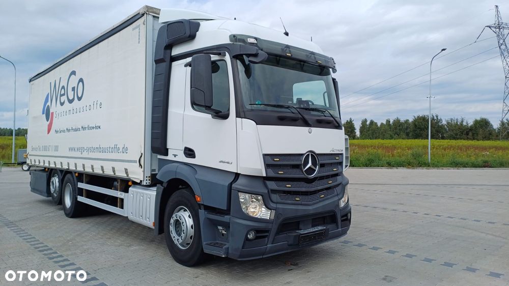 Mercedes-Benz Actros - 1