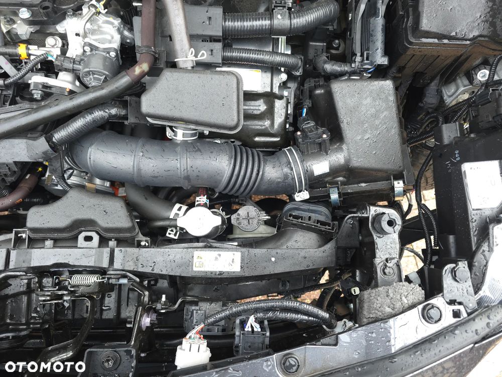 Toyota Yaris Cross Hybrid 1.5 Comfort - 28