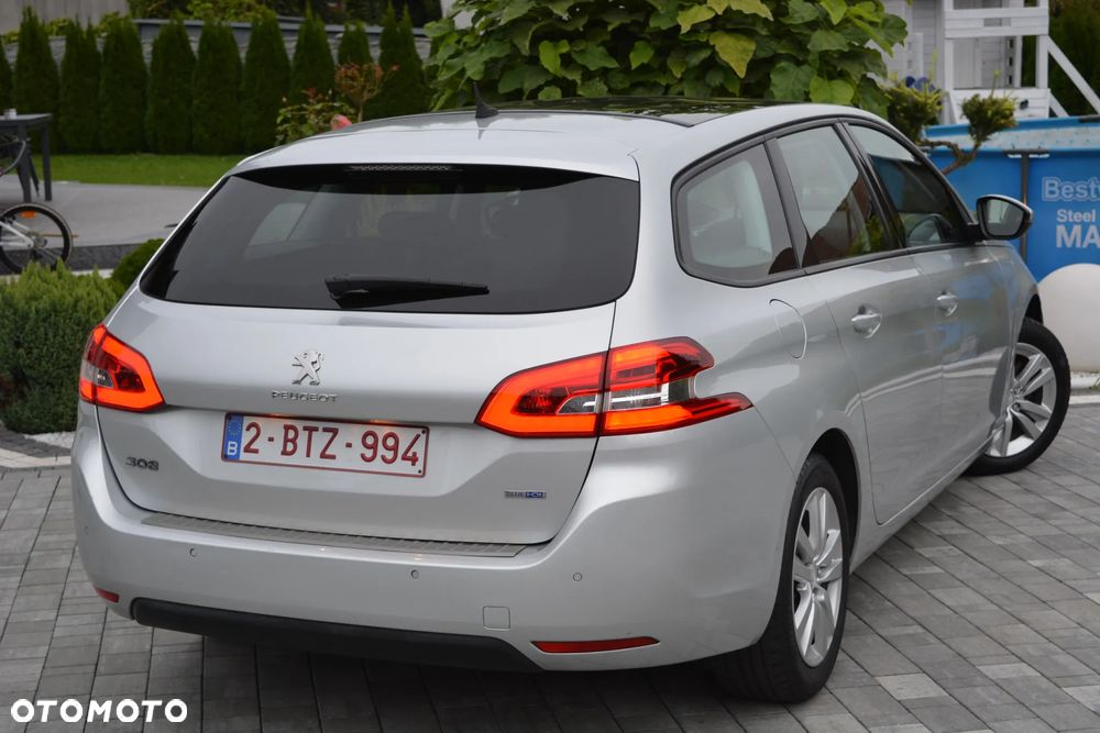 Peugeot 308 e-HDi 115 Stop & Start Niveau 2 Business-Line - 24