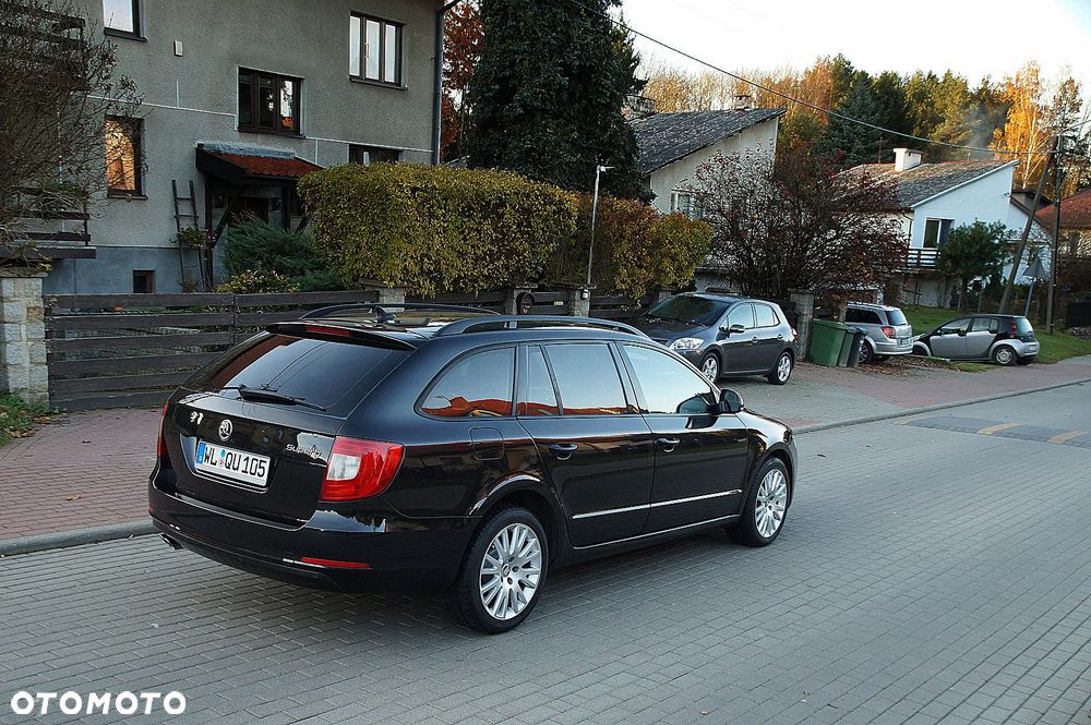 Skoda Superb 2.0 TDI Ambition DSG - 8