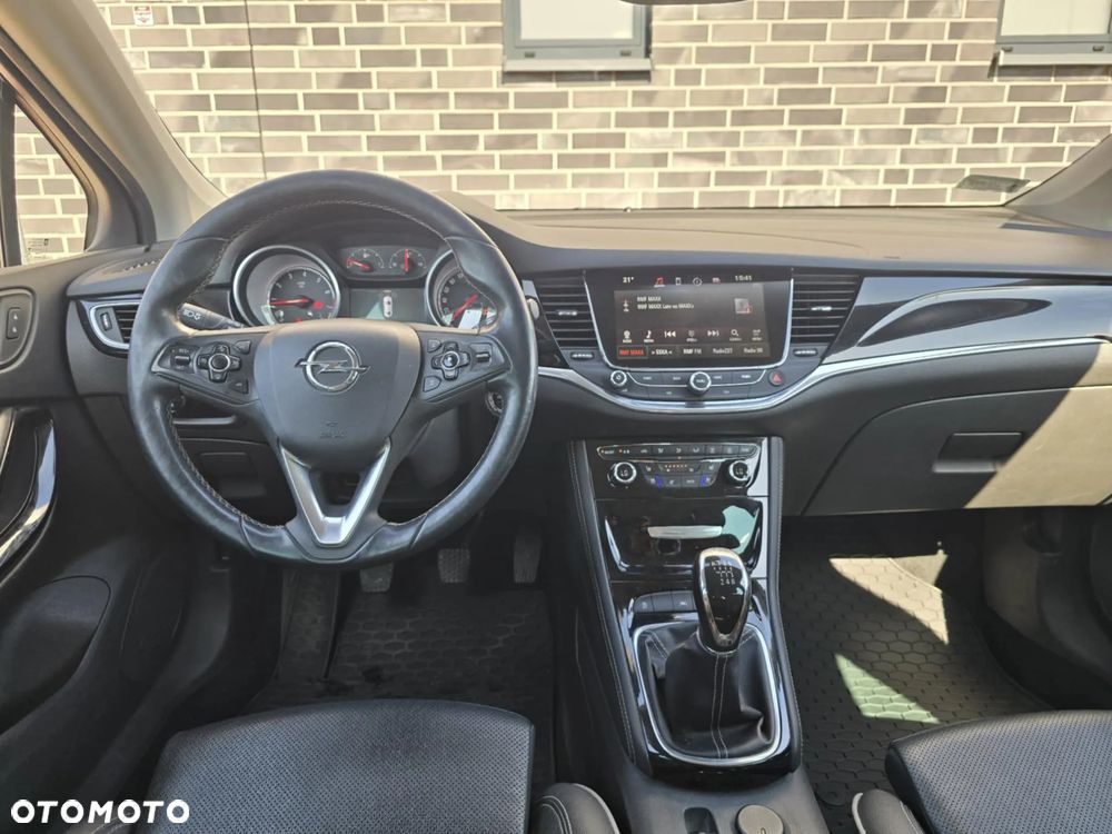 Opel Astra 1.4 Turbo Innovation - 30