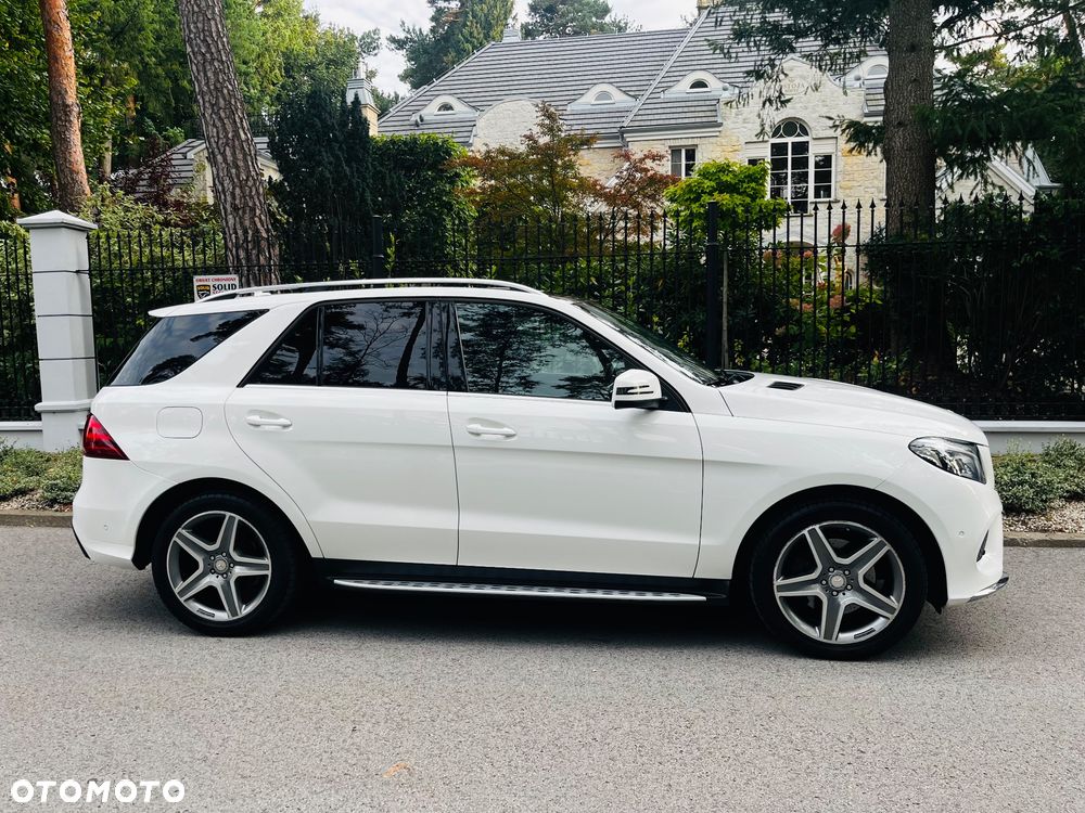 Mercedes-Benz Gle 350D 2015 photo 2