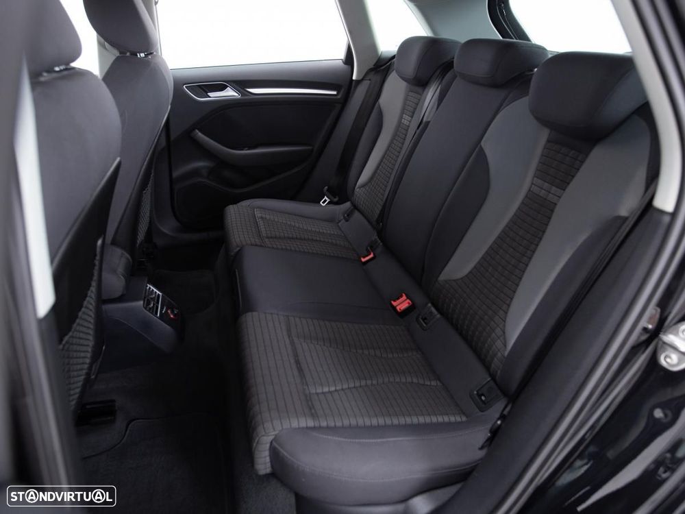 Audi A3 Sportback - 10