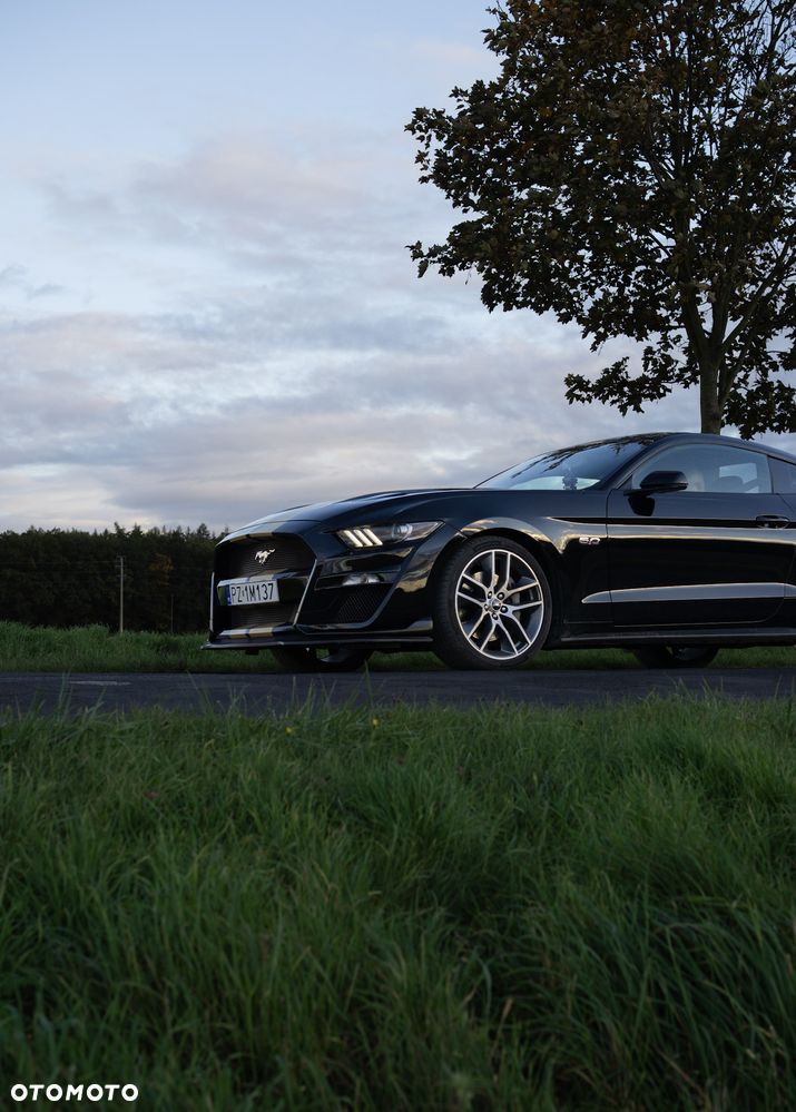 Ford Mustang 5.0 V8 GT - 2