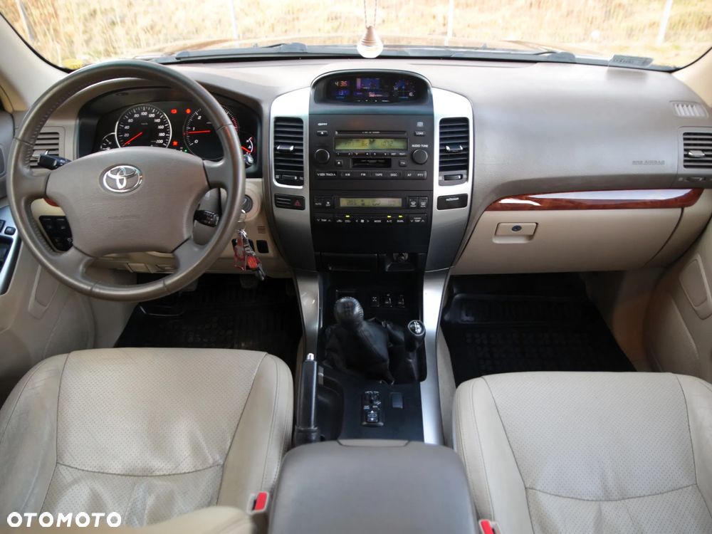 Toyota Land Cruiser 3.0 D Sol - 6