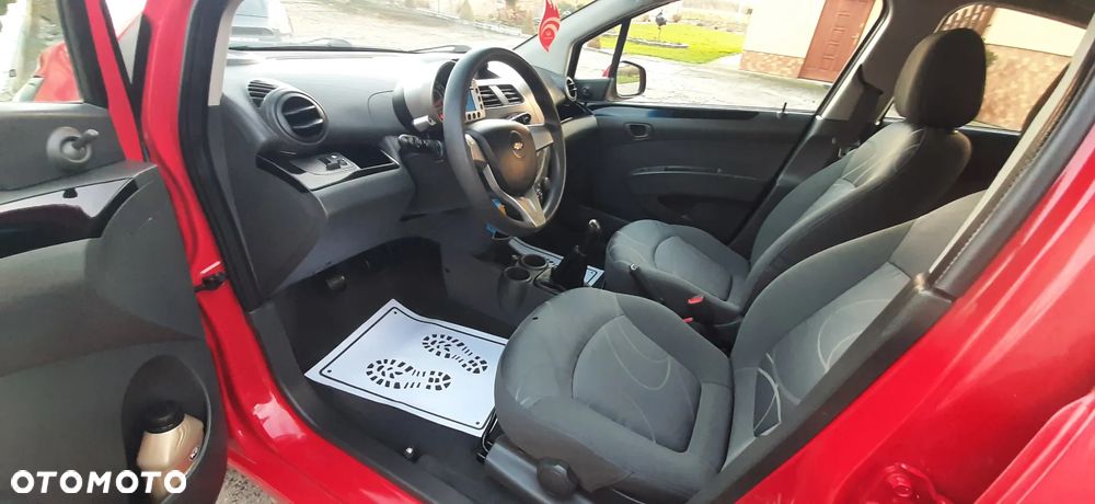 Chevrolet Spark - 30