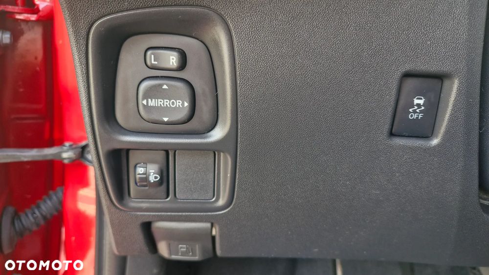 Toyota Aygo x-play - 13