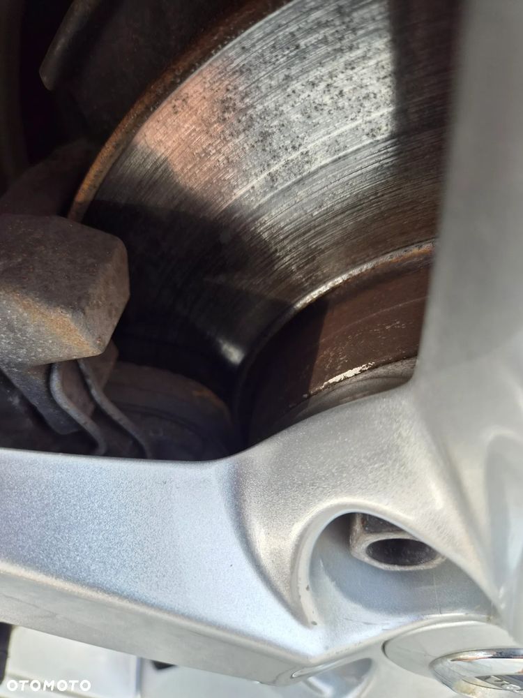 Volvo V40 D2 Drive-E Momentum - 16
