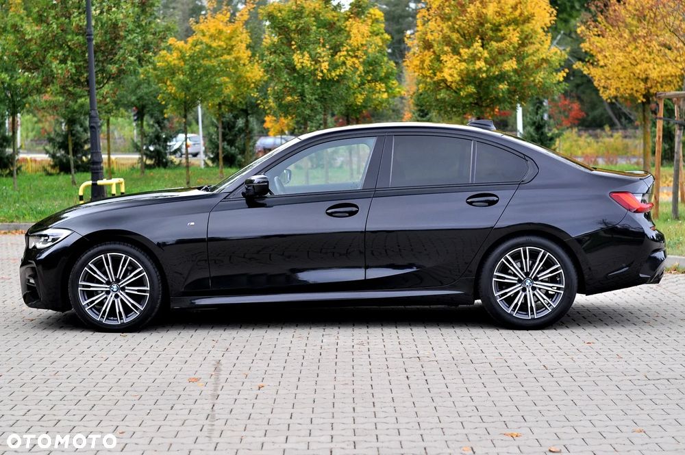 BMW Seria 3 318d M Sport Shadow - 8
