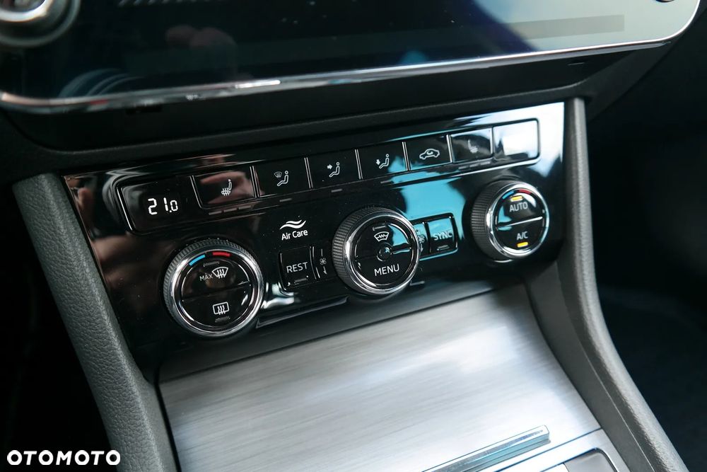 Skoda Superb 2.0 TSI Style DSG - 32