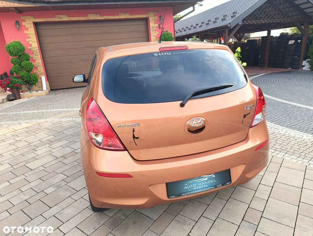 Hyundai i20 1.2 Trend - 15