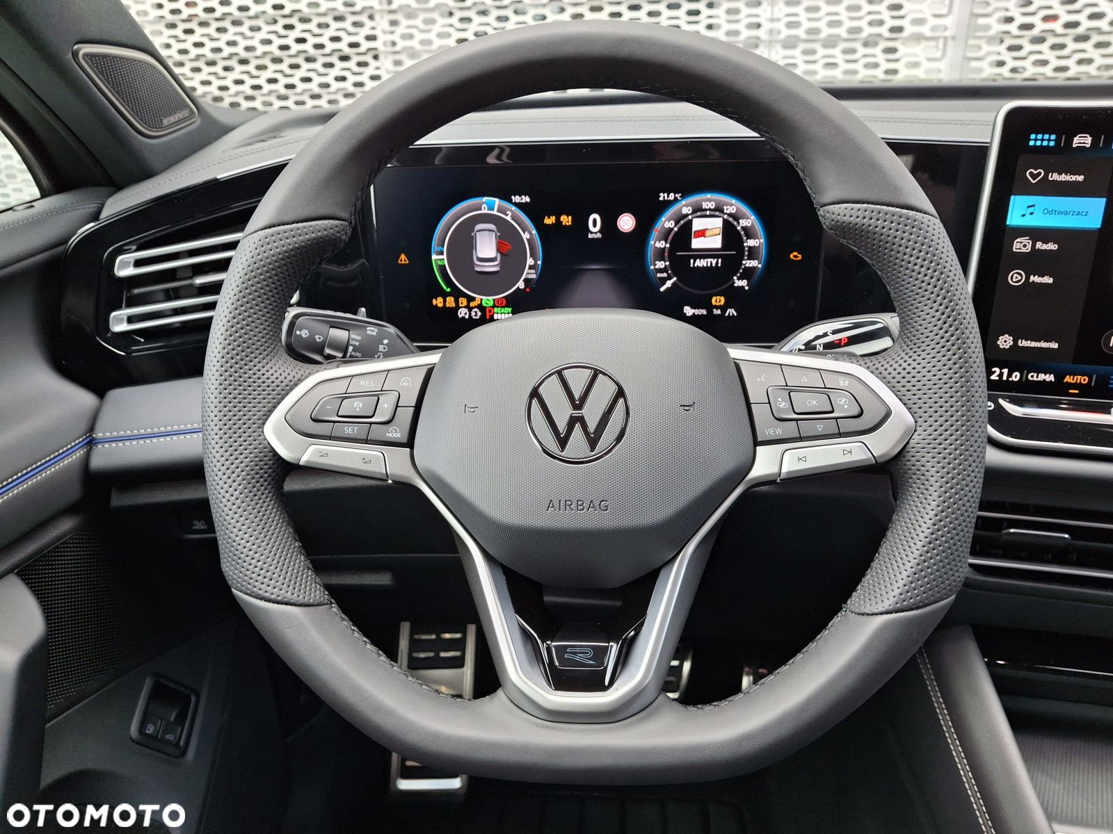 Volkswagen Tiguan 1.5 eHybrid PHEV R-Line Plus DSG - 22