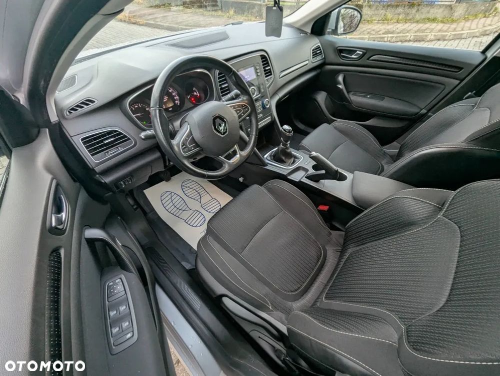 Renault Megane 1.5 dCi Business - 10