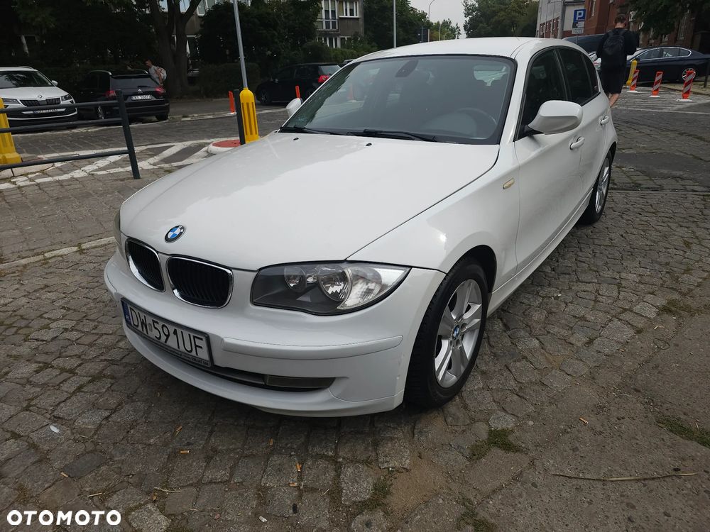 BMW Seria 1 116i - 1