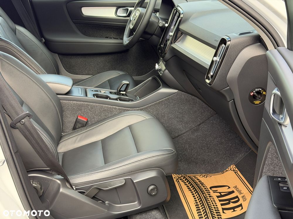 Volvo XC 40 B4 B DKG Momentum Pro - 5