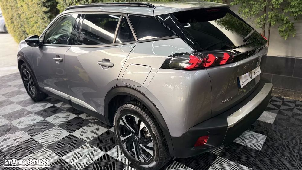 Peugeot 2008 1.2 PureTech Allure Pack - 4