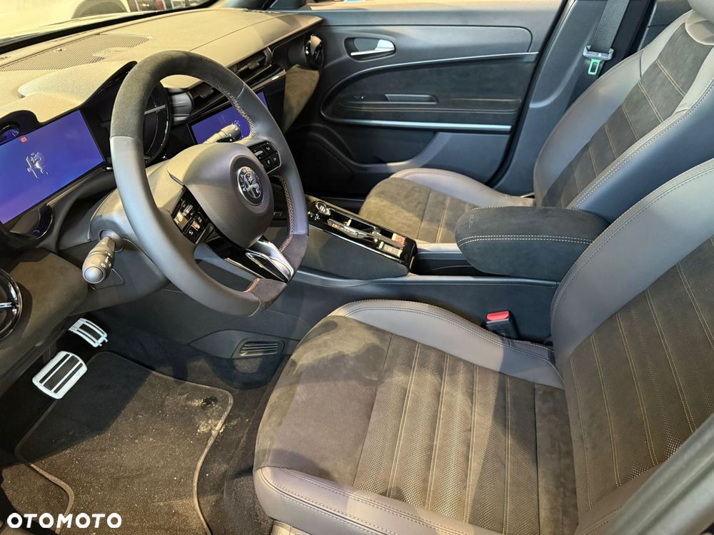 Alfa Romeo Junior 1.2 mHEV Ibrida Intensa eDCT - 5