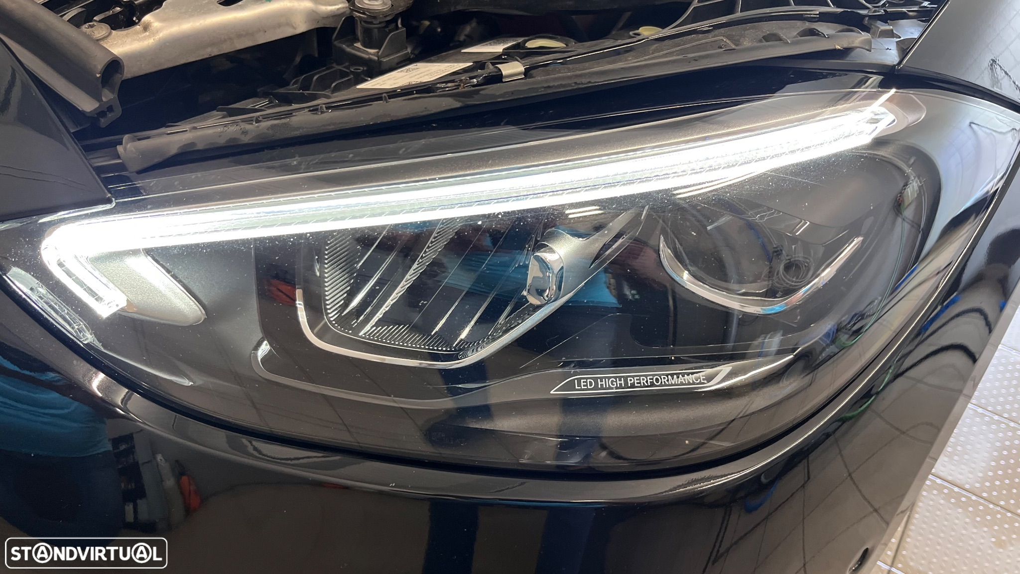 Mercedes-Benz C 300 e AMG Line - 12