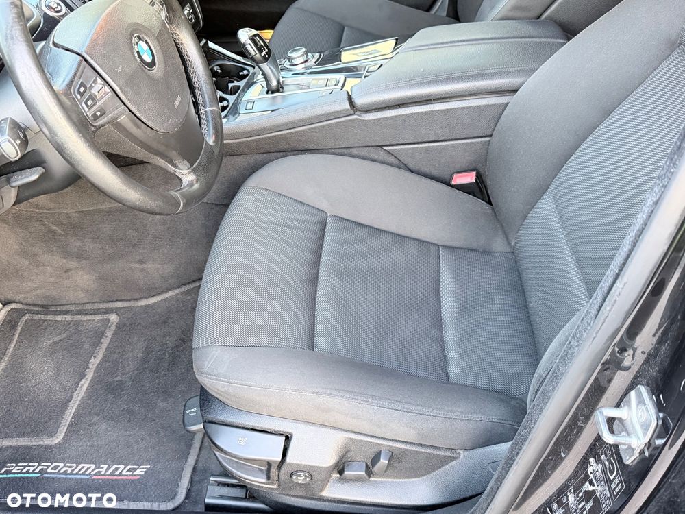 BMW Seria 5 525d - 15