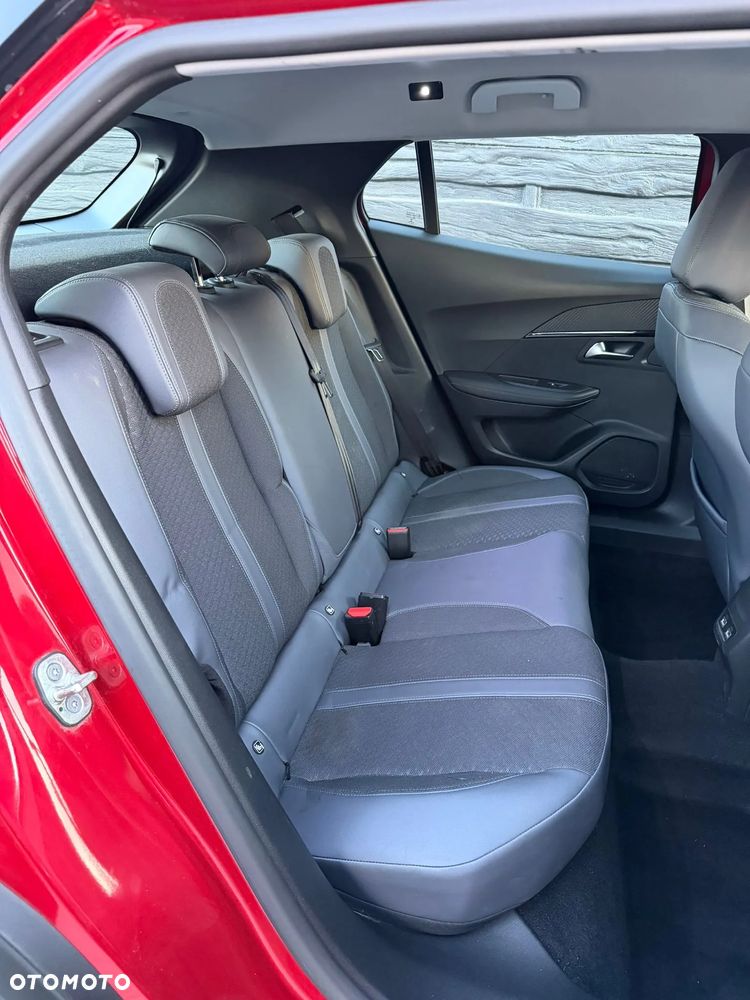 Peugeot 2008 BlueHDi 130 EAT8 Allure Pack - 10