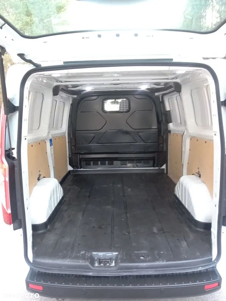 Ford Transit Custom - 7