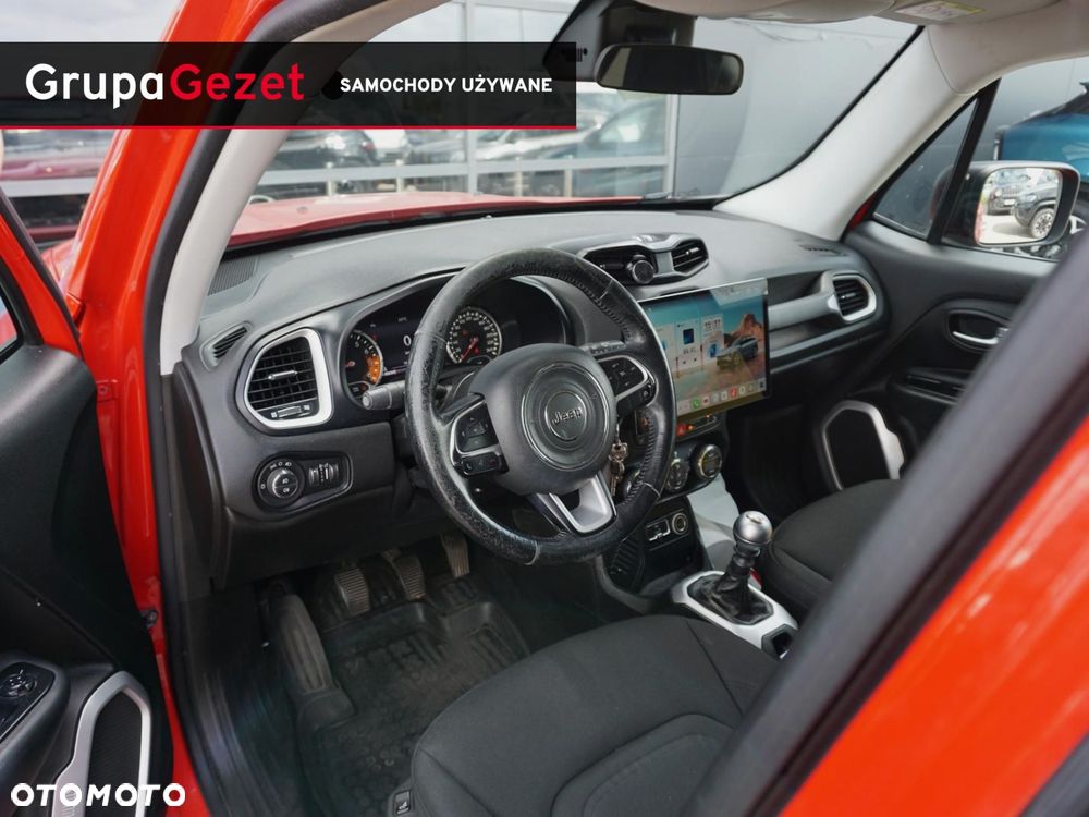 Jeep Renegade - 10