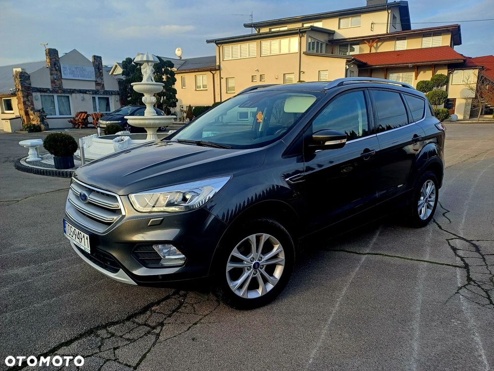 Ford Kuga 1.5 EcoBoost 2x4 Titanium - 3