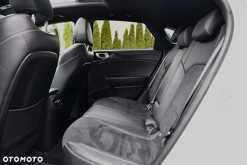 Kia ProCeed 1.4 T-GDI DCT7 OPF GT LINE - 22