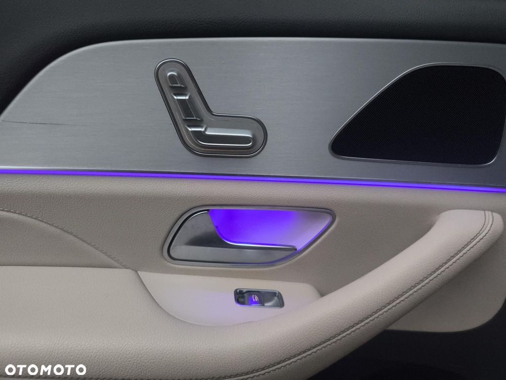 Mercedes-Benz GLE - 23