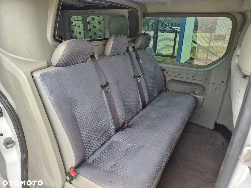Renault Trafic - 12