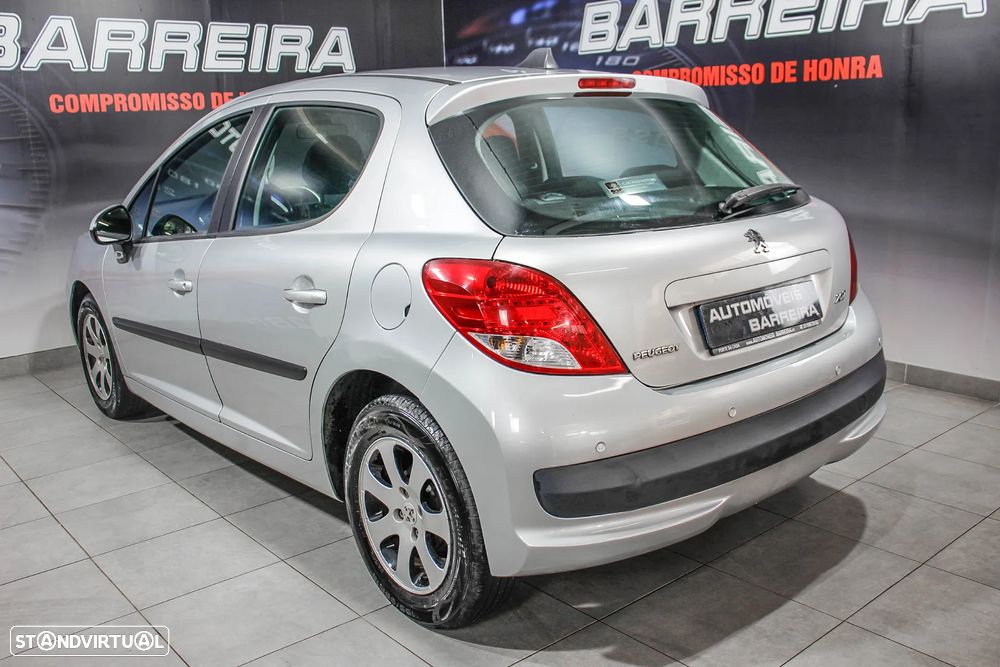 Peugeot 207 1.4 HDi Trendy - 17