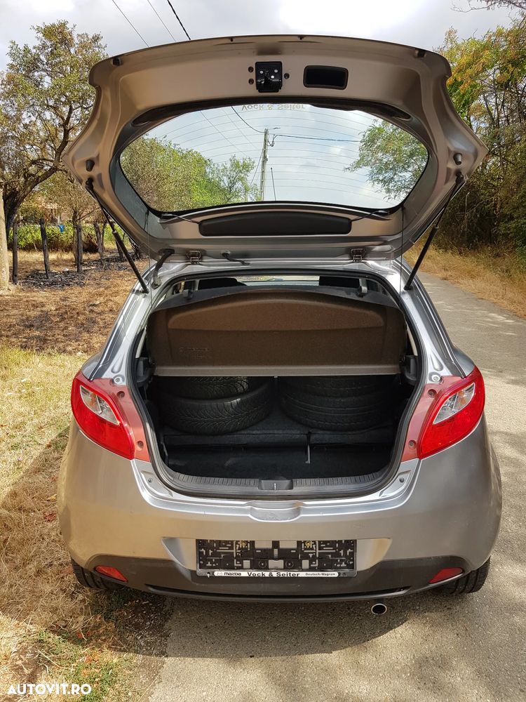 Mazda 2 1.3i TE - 13