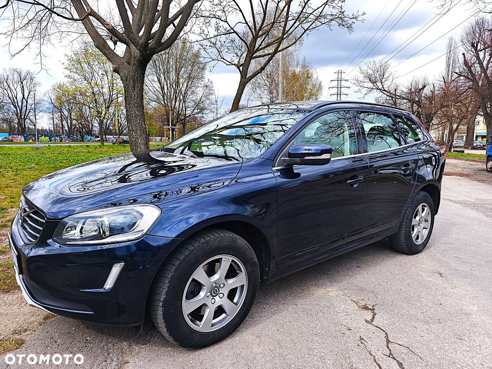 Volvo XC 60 D4 Drive-E Momentum - 1