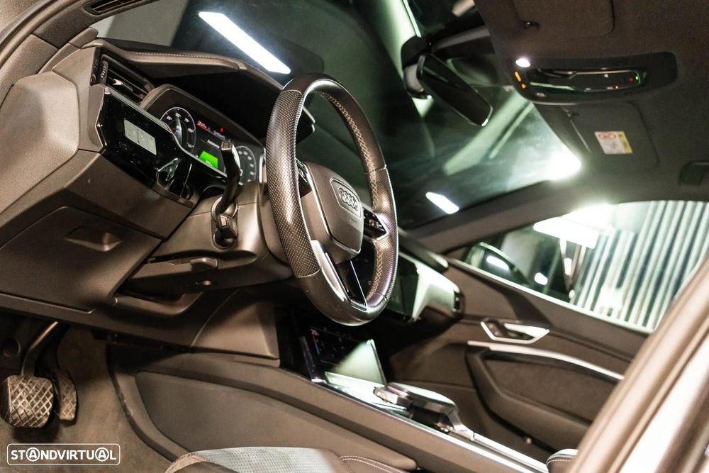 Audi e-tron 55 quattro - 18