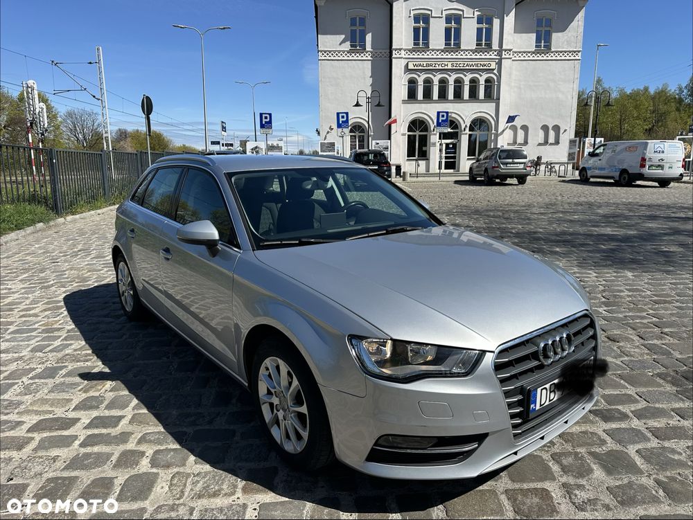 Audi A3 Sportback - 2