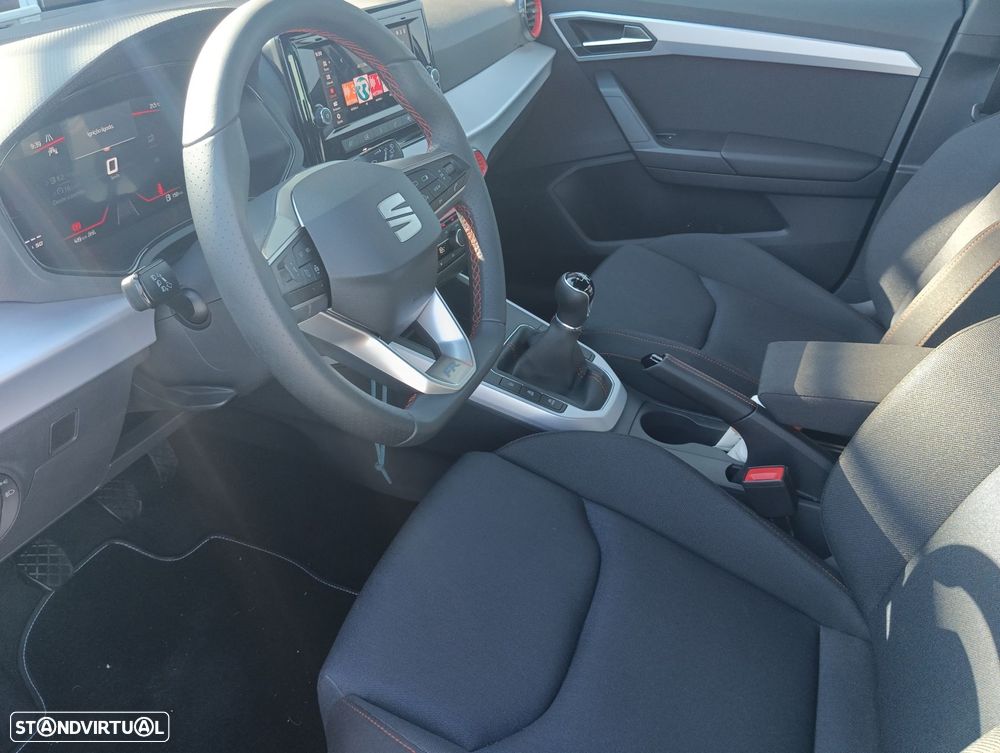 SEAT Arona 1.0 TSI FR - 4