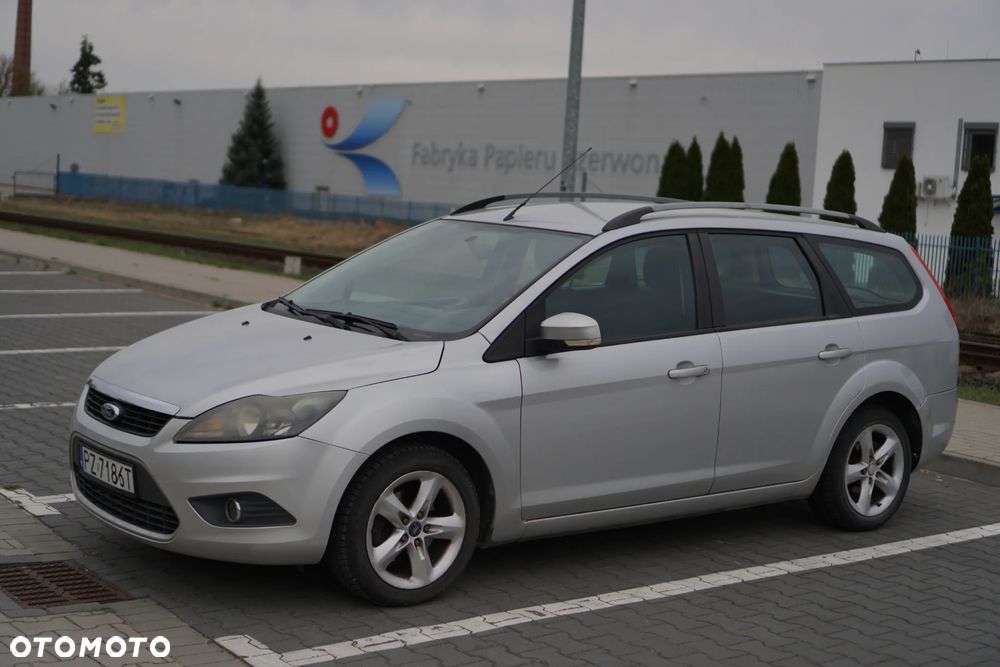 Ford Focus 1.6 TDCi DPF Ambiente - 7