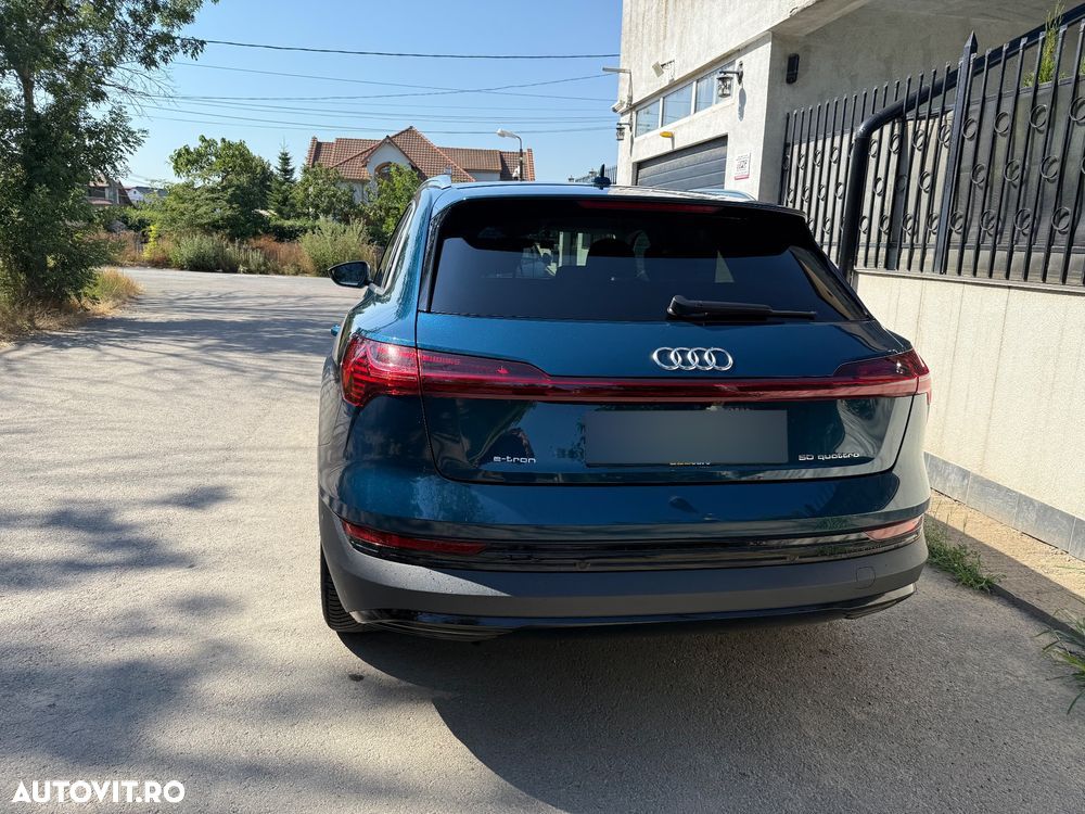 Audi e-tron 50 quattro - 11