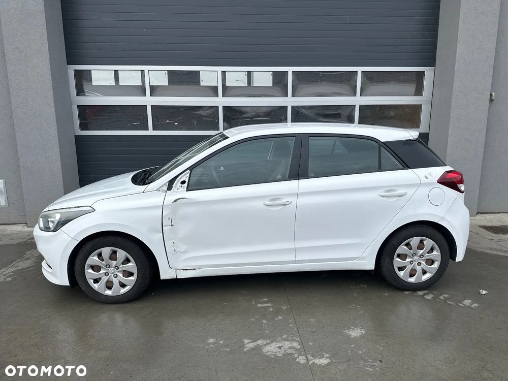 Hyundai i20 ver-1-4-classic-plus - 4