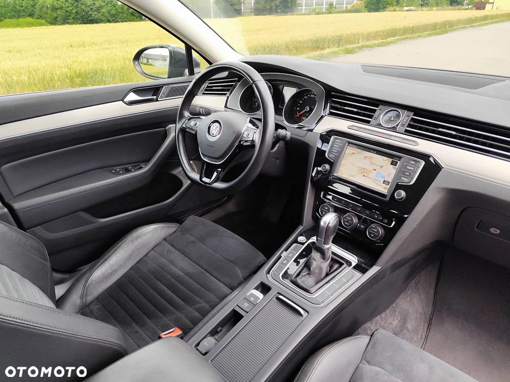 Volkswagen Passat 1.8 TSI (BlueMotion Technology) DSG Highline - 8