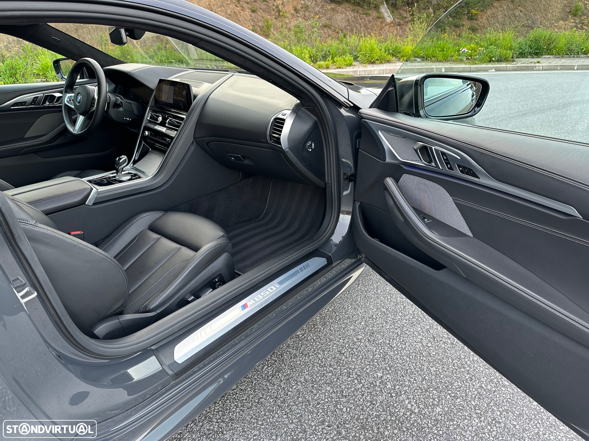 BMW M850i xDrive - 18