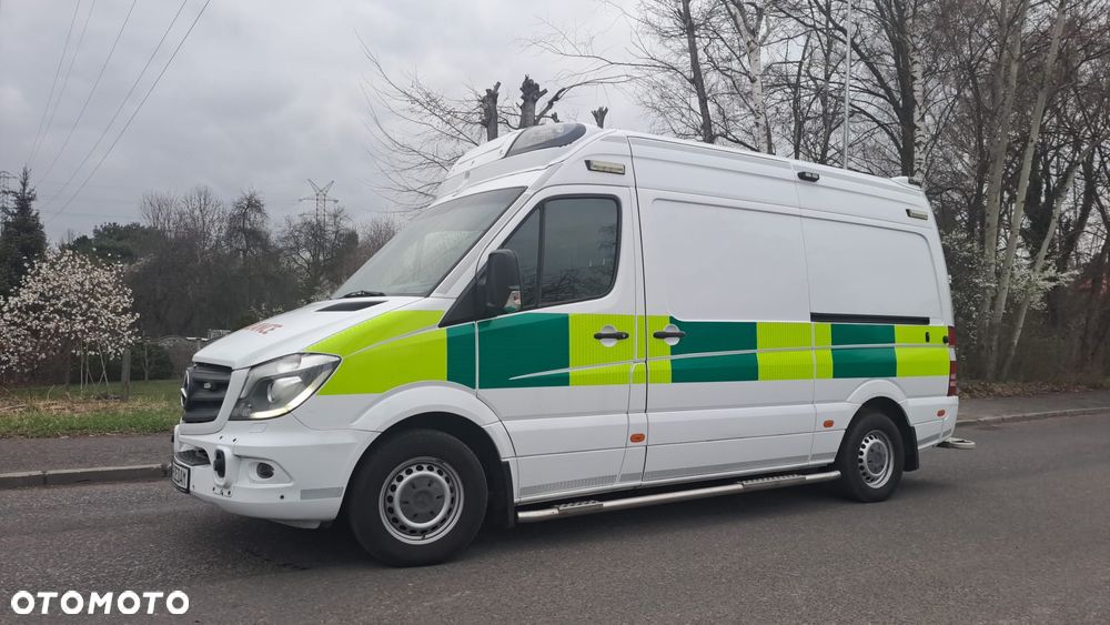 Mercedes-Benz Sprinter 319 CDI Ambulans karetka - 10