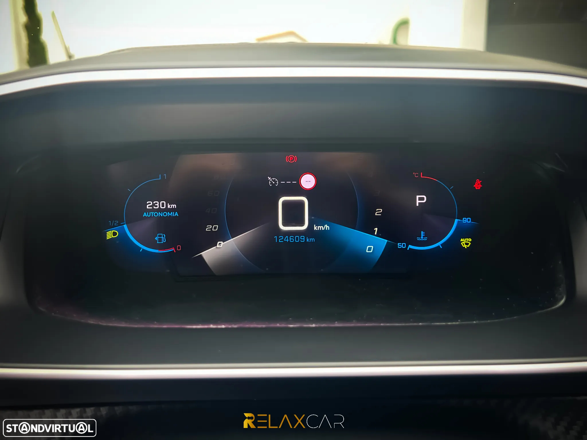 Peugeot 2008 1.2 PureTech Allure Pack EAT8 - 8
