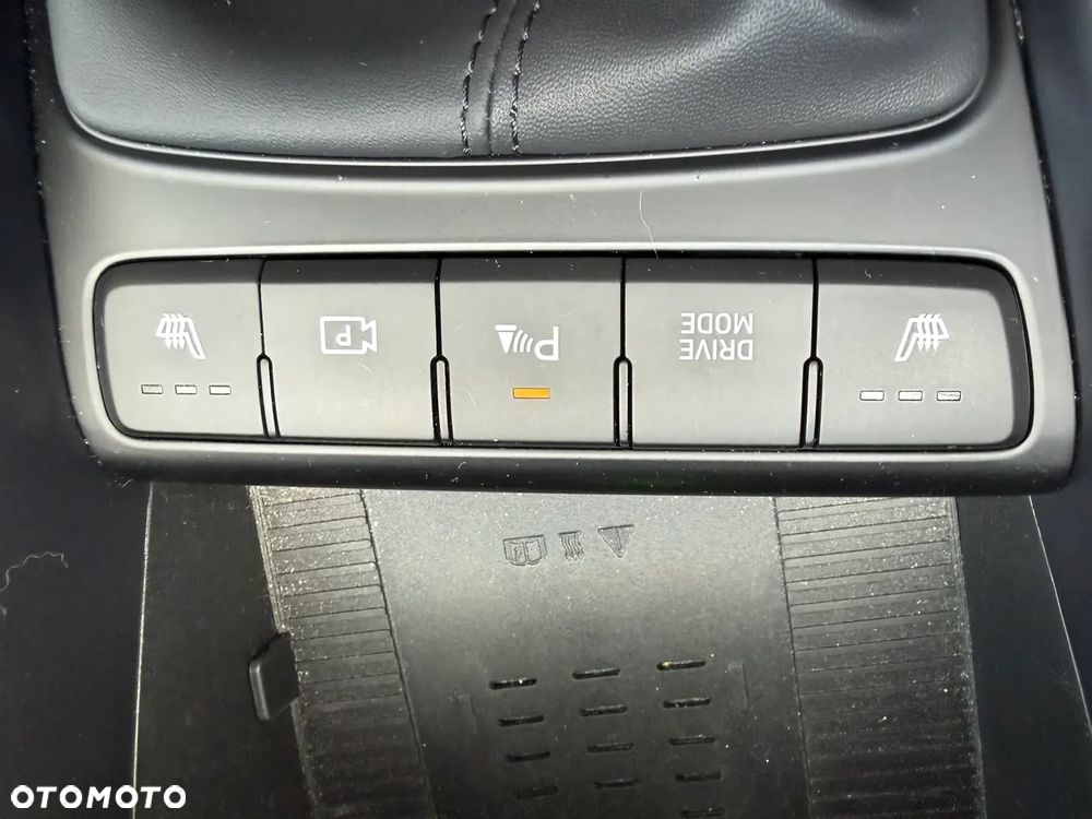 Hyundai Bayon 1.0 T-GDI Executive - 17