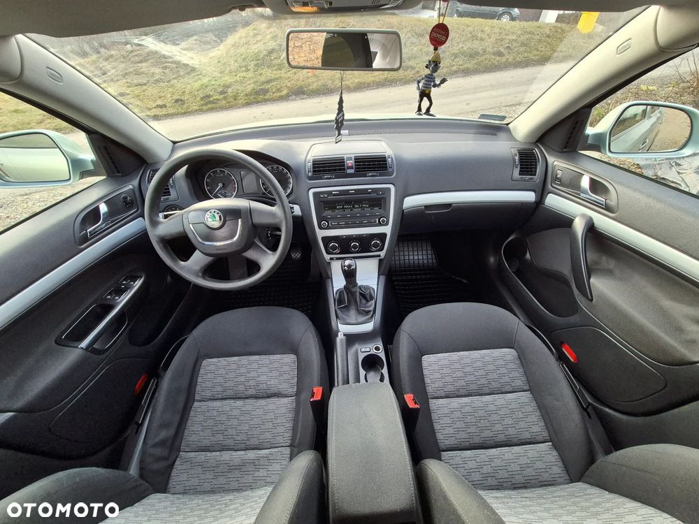 Skoda Octavia - 25